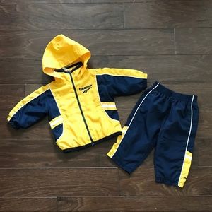 Reebok Windbreaker Outfit